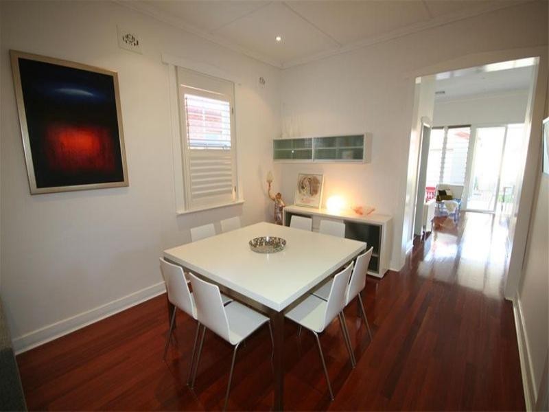 37 National Park Street, Hamilton South NSW 2303