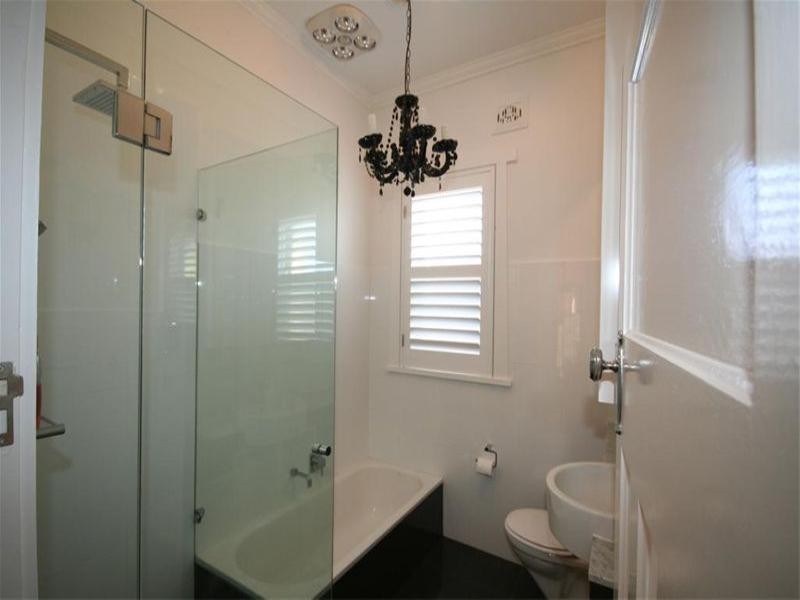 37 National Park Street, Hamilton South NSW 2303