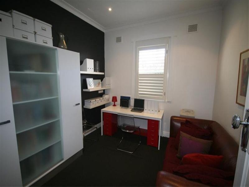 37 National Park Street, Hamilton South NSW 2303