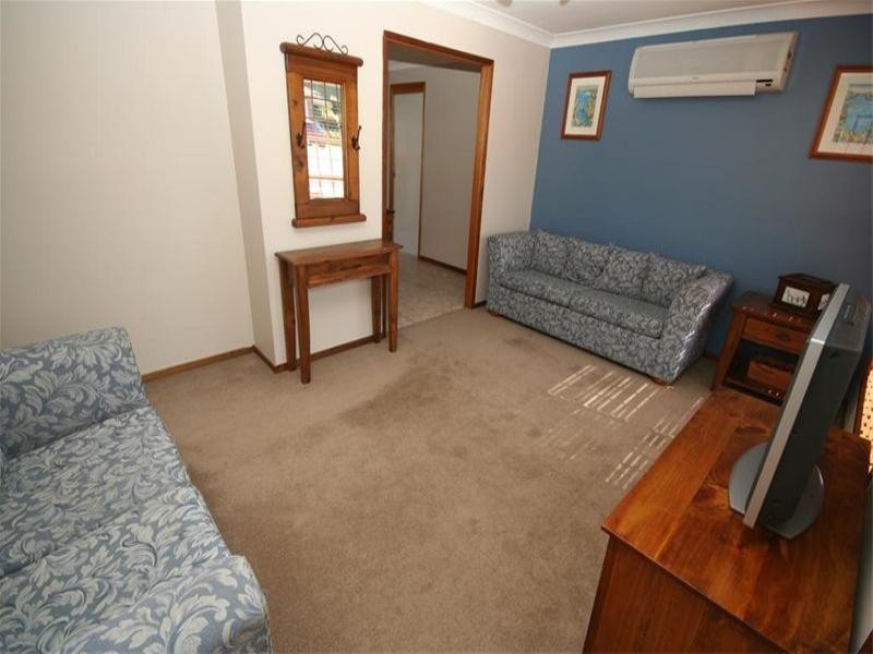 1 Croydon Place, Warners Bay NSW 2282