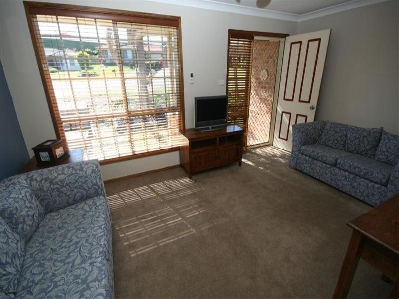 1 Croydon Place, Warners Bay NSW 2282