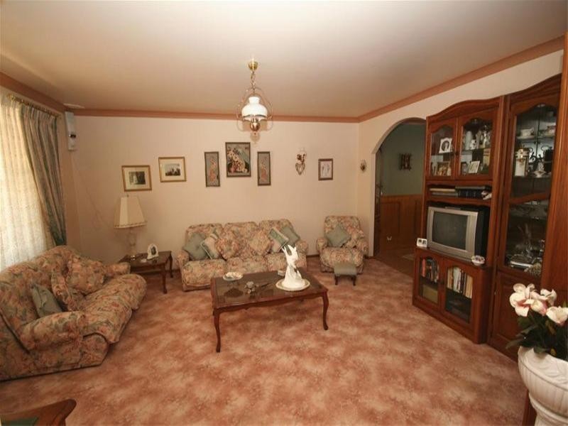 9 Keira Close, Valentine NSW 2280