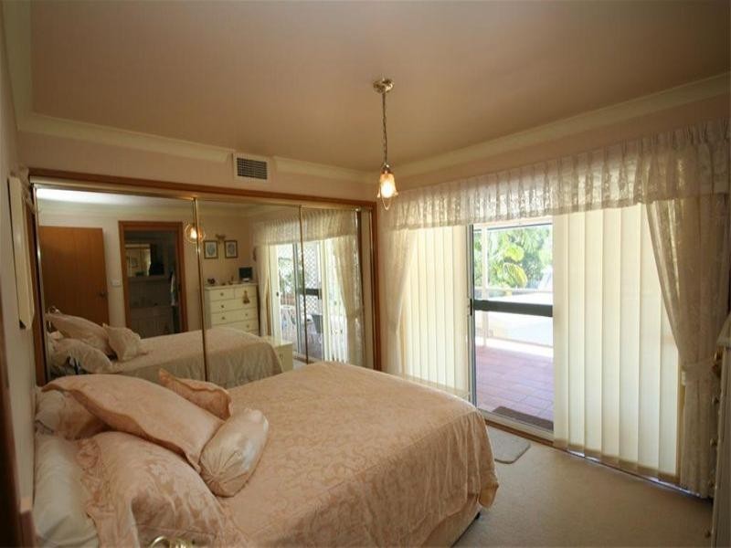 9 Keira Close, Valentine NSW 2280