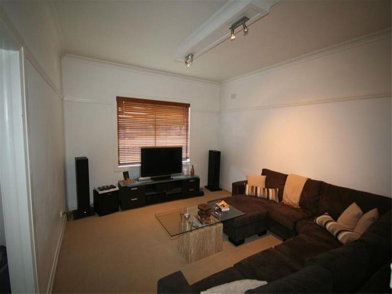 5 Koree Road, Broadmeadow NSW 2292