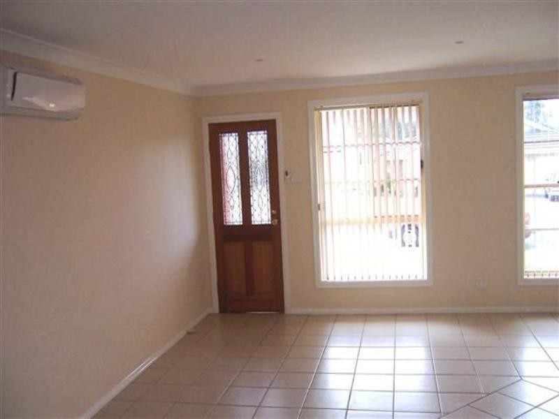 1/24 Streeton Drive, Metford NSW 2323