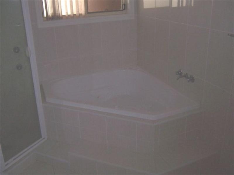 1/24 Streeton Drive, Metford NSW 2323