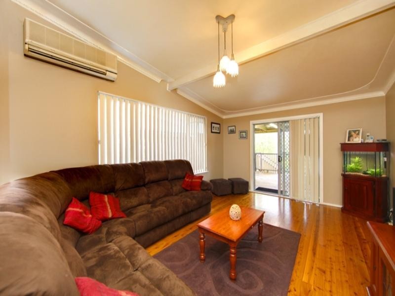 6 St Clair Place, Cardiff Heights NSW 2285