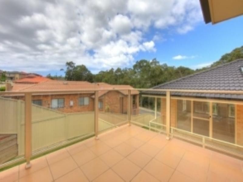 2 Toscana Close, Garden Suburb NSW 2289