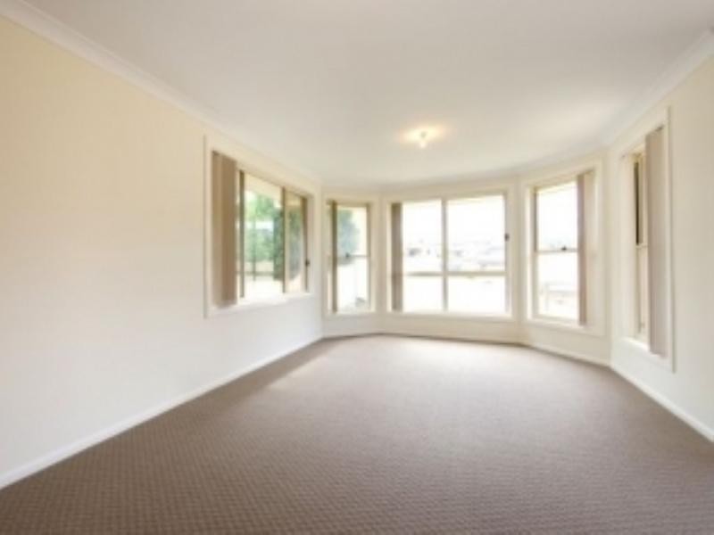 2 Toscana Close, Garden Suburb NSW 2289