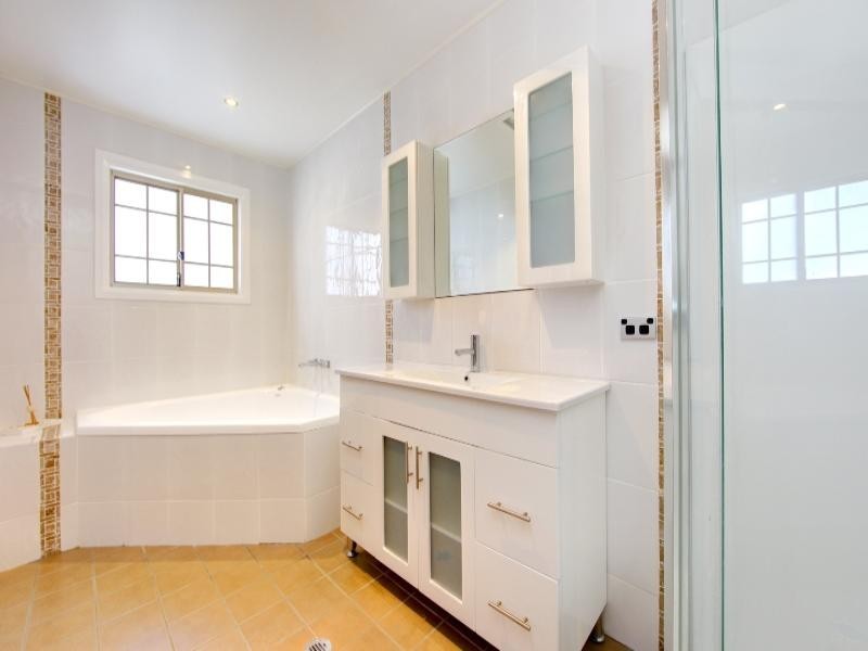 35 Kenibea Avenue, Kahibah NSW 2290