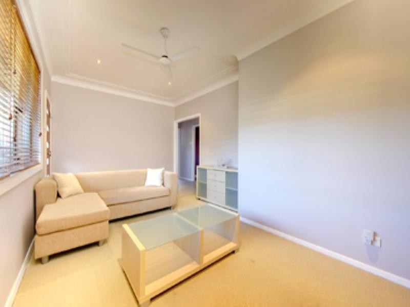 35 Kenibea Avenue, Kahibah NSW 2290