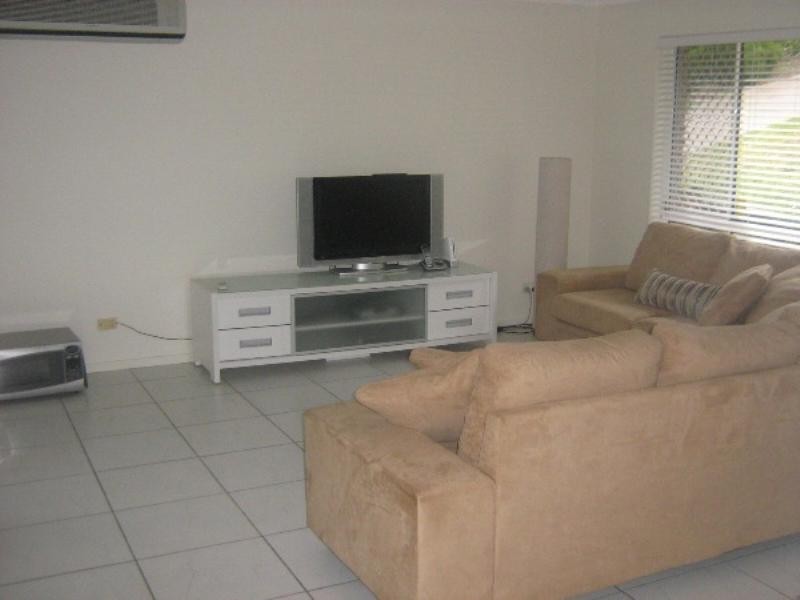 75 Aucklet Road, Mount Hutton NSW 2290