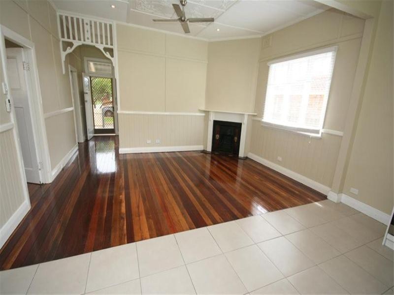 31 Gow Street, Hamilton NSW 2303