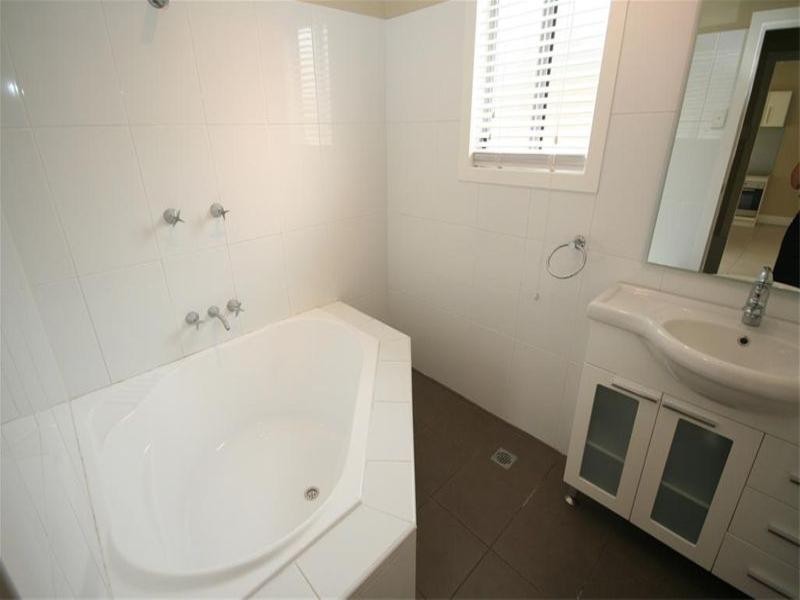 31 Gow Street, Hamilton NSW 2303