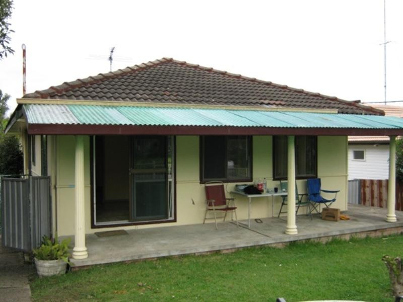 10 Mallee Street, Gateshead NSW 2290