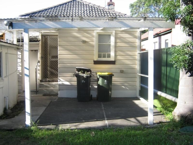 10 Gosford Road, Broadmeadow NSW 2292