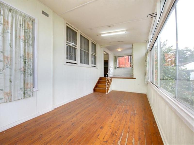 21 Grandview Road, New Lambton Heights NSW 2305