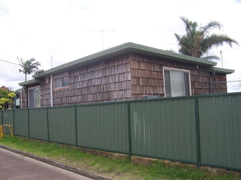 37 Village Bay Road, Marks Point NSW 2280