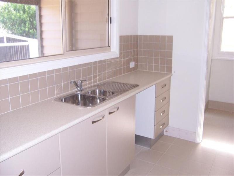 31 Bibby Street, Hamilton NSW 2303