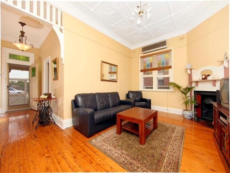 36 Upfold Street, Mayfield NSW 2304