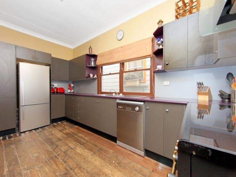 Mayfield NSW 2304
