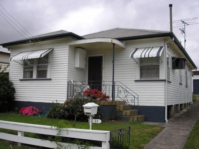 39 Wansbeck Valley Road, Cardiff NSW 2285