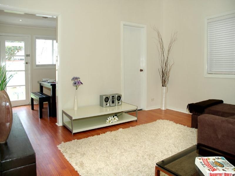 24 Watson Street, Islington NSW 2296