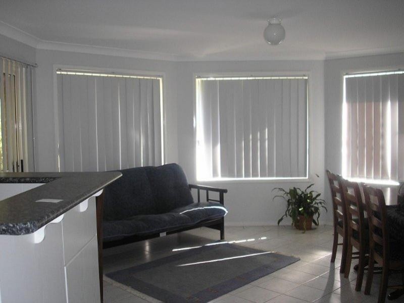 8 Ebony Close, Fletcher NSW 2287