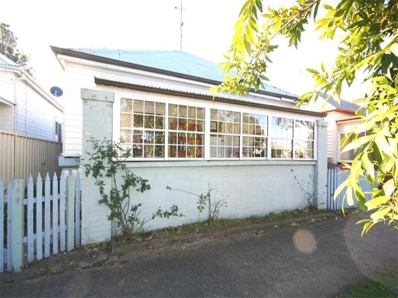 212 Lambton Road, New Lambton NSW 2305