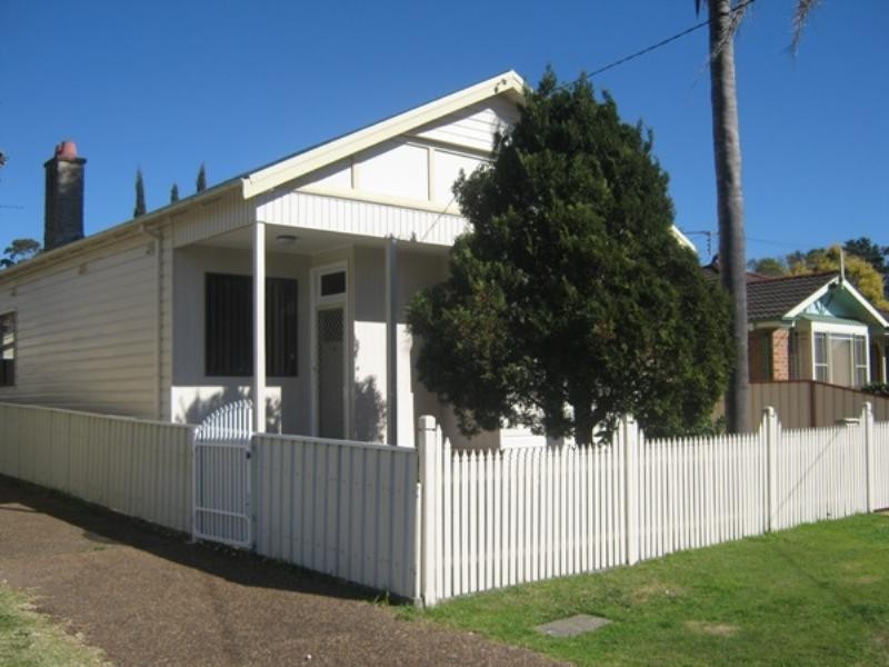 35 Moira Street, Adamstown NSW 2289