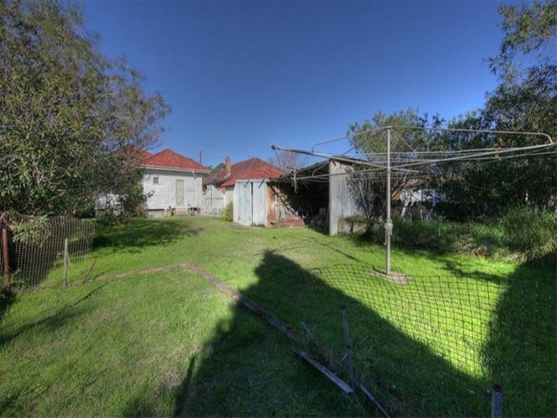 20 Harle Street, Hamilton South NSW 2303
