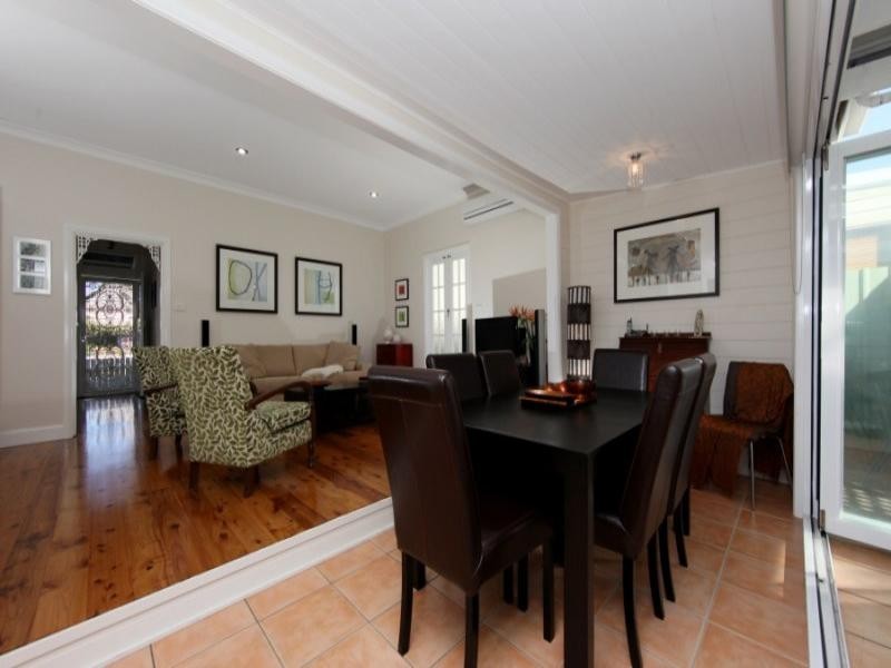 146 Lindsay Street, Hamilton NSW 2303