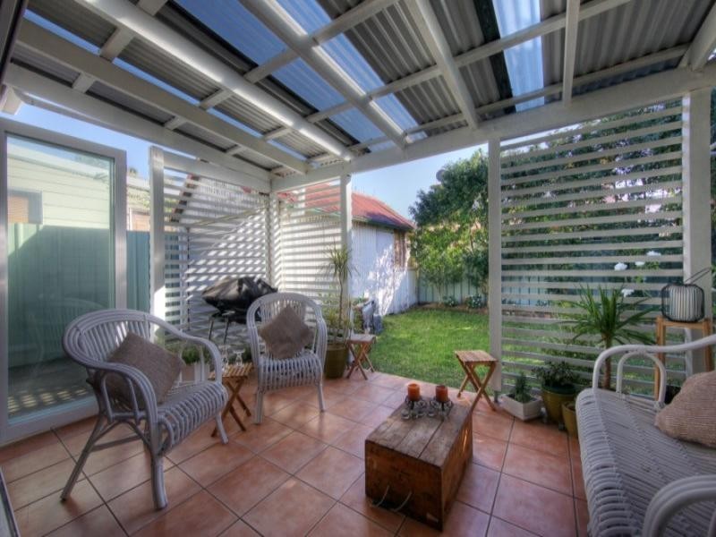 146 Lindsay Street, Hamilton NSW 2303