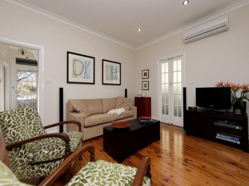 146 Lindsay Street, Hamilton NSW 2303