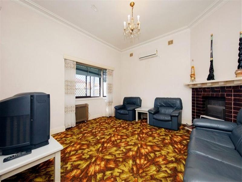 2 Thomas Street, Mayfield NSW 2304