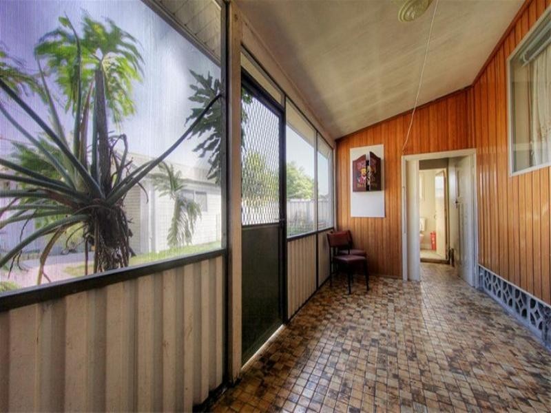 2 Thomas Street, Mayfield NSW 2304