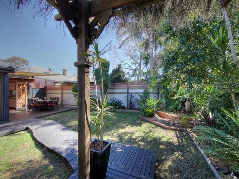 54 Rodgers Street, Carrington NSW 2294