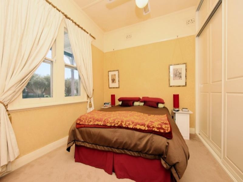 49 Teralba Road, Broadmeadow NSW 2292