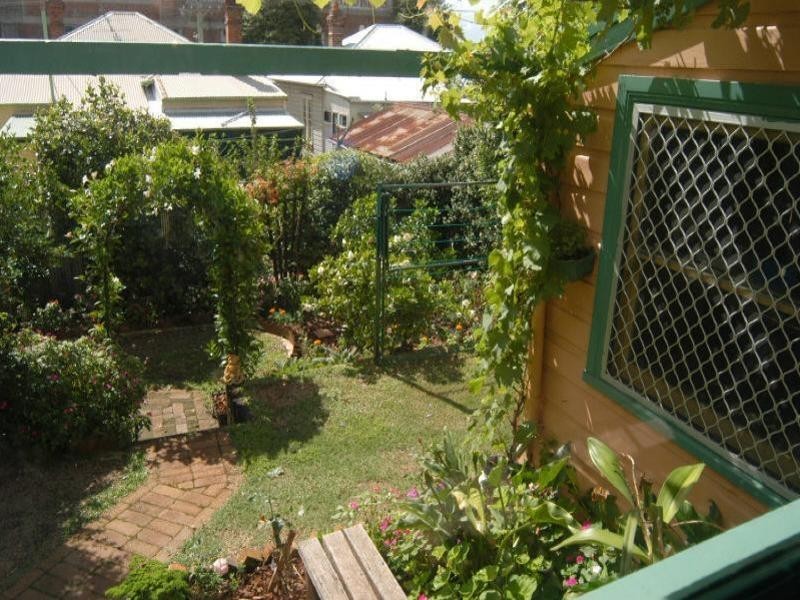 19 Norfolk Avenue, Islington NSW 2296