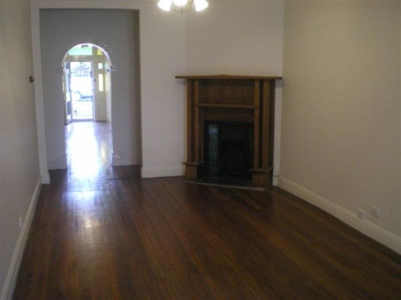 38 Lawson Street, Hamilton NSW 2303