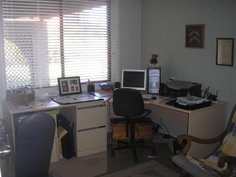 16 Atkin Avenue, Speers Point NSW 2284