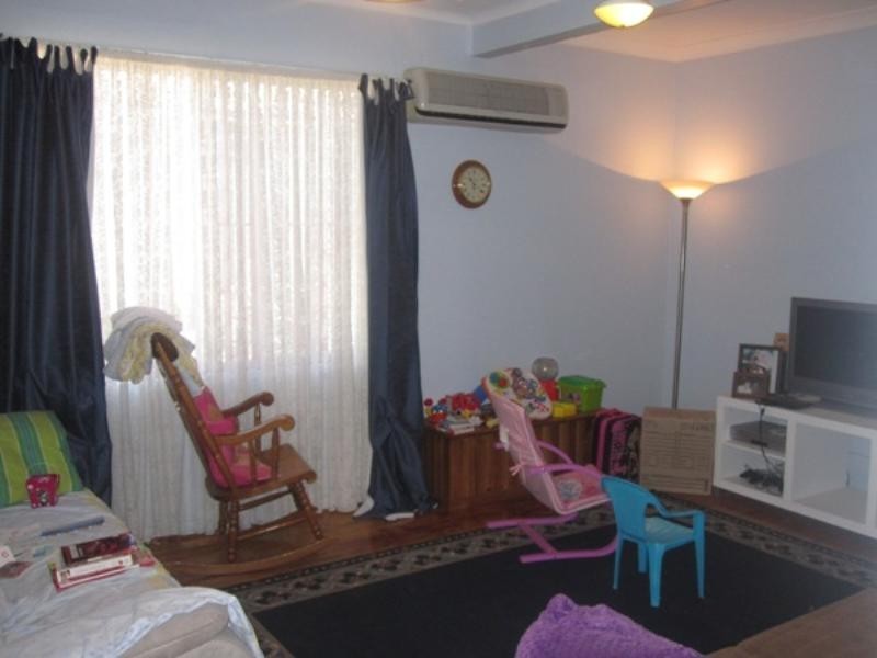 17 Tobruk Crescent, Shortland NSW 2307