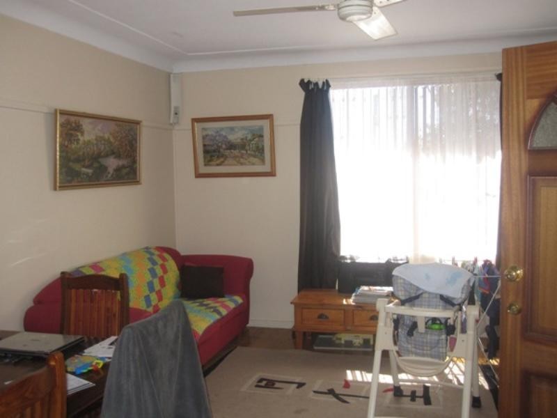 17 Tobruk Crescent, Shortland NSW 2307