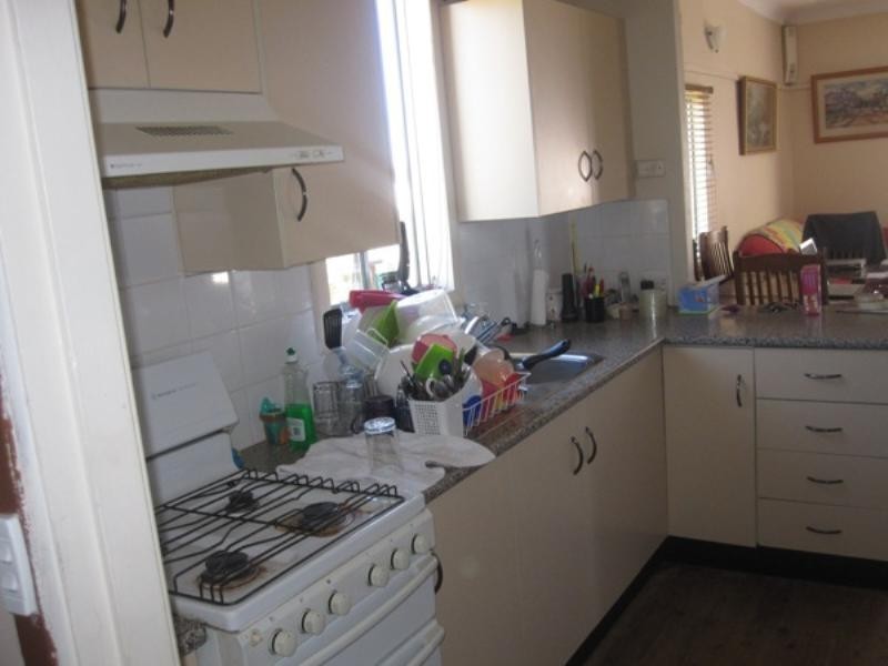 17 Tobruk Crescent, Shortland NSW 2307