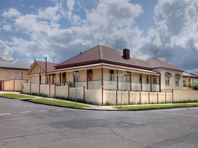 32 Brown Street, Wallsend NSW 2287