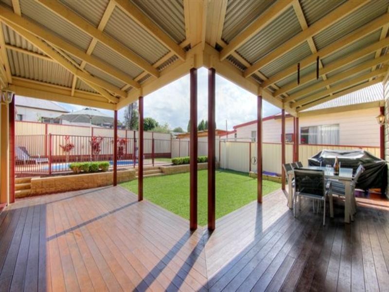 32 Brown Street, Wallsend NSW 2287