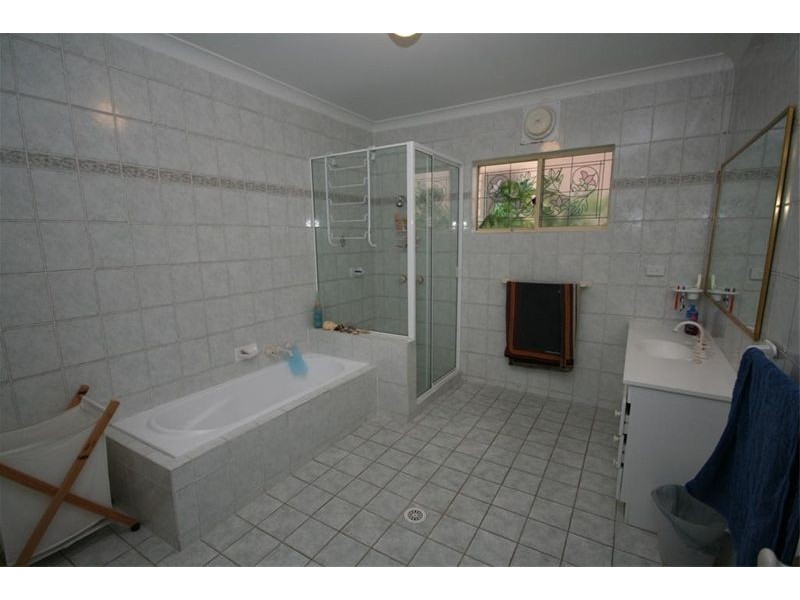 7 Chardonnay Court, Eleebana NSW 2282