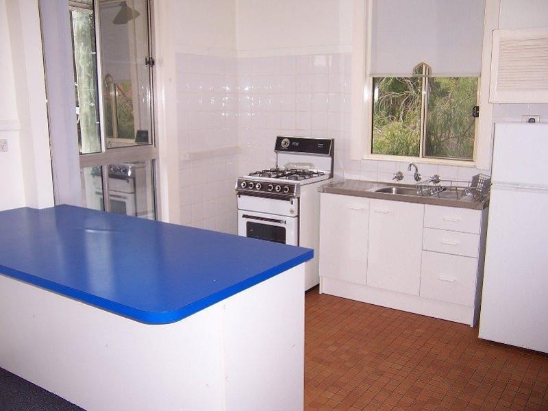 2/29 Steel Street, Hamilton NSW 2303