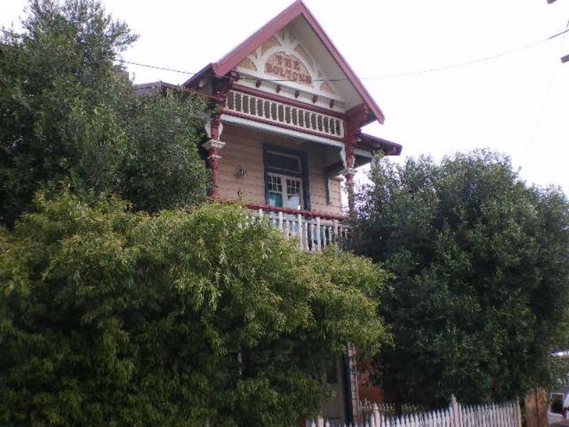 1/4 The Boltons, Newcastle NSW 2300