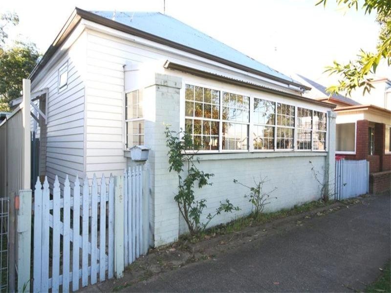 212 Lambton Road, New Lambton NSW 2305